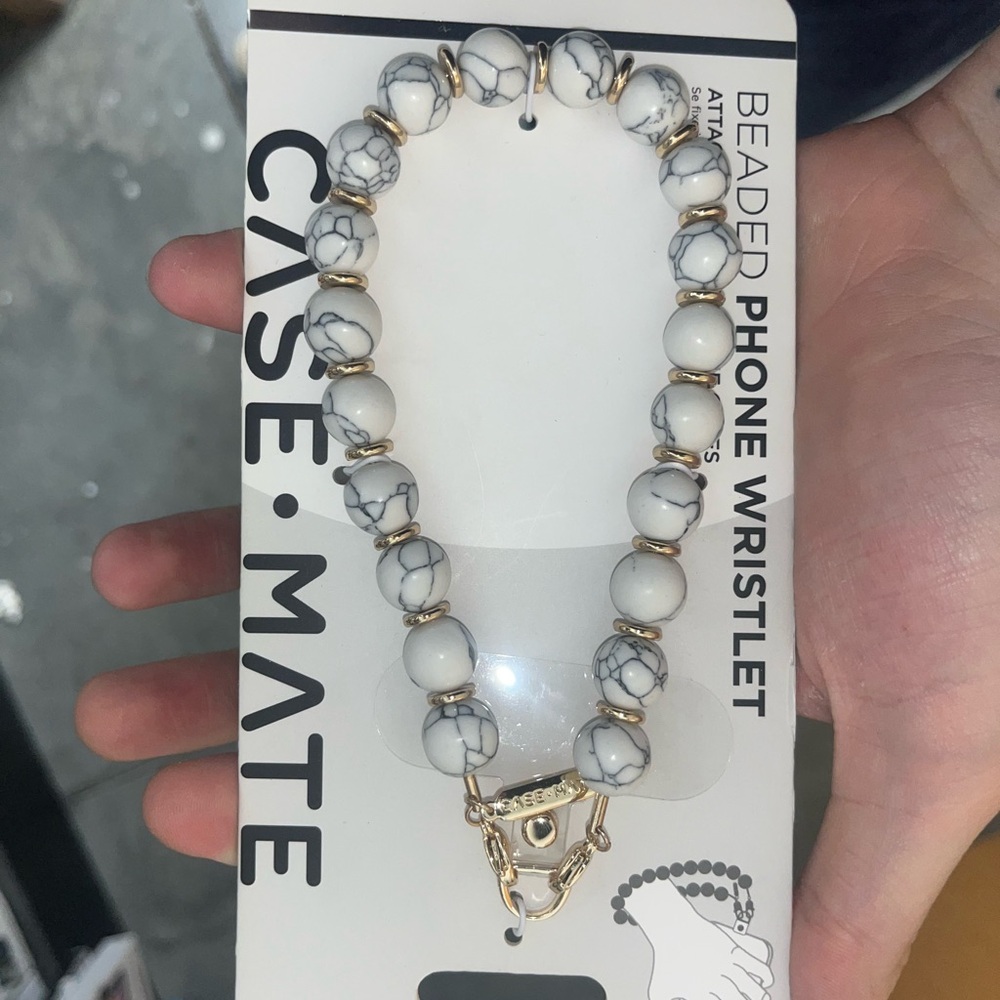 Case-Mate White and Gold Beaded Phone Wristlet